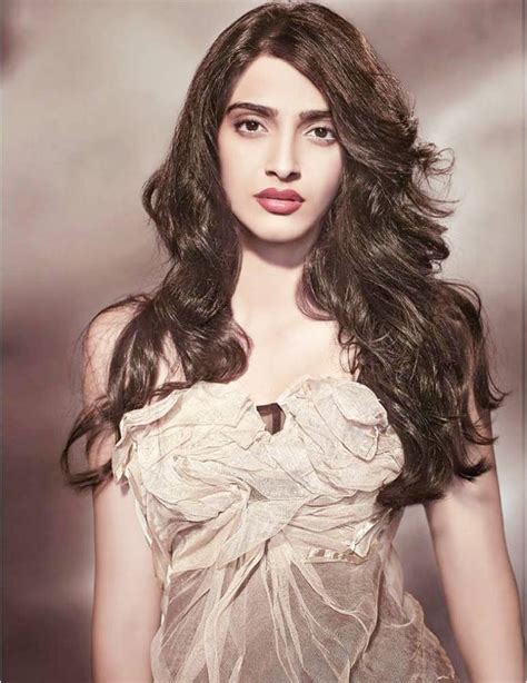 Sonam Kapoor photos: 50 rare HD photos of Sonam。